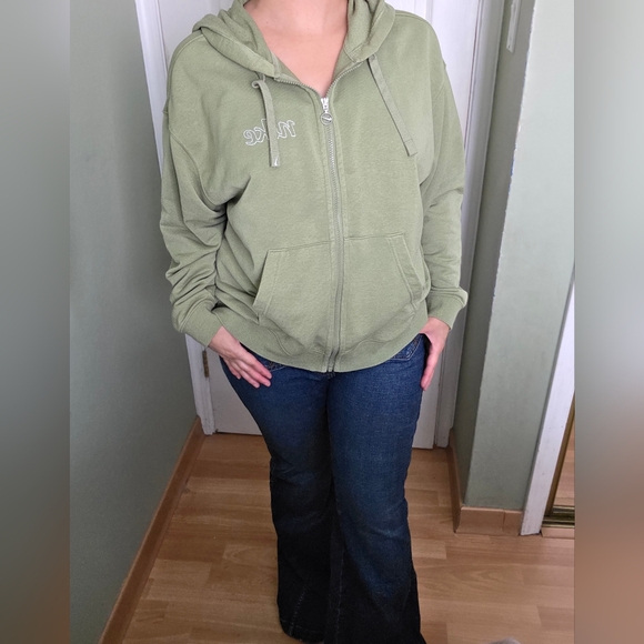 Nike Women's Green Hoodie - Picture 1 of 12